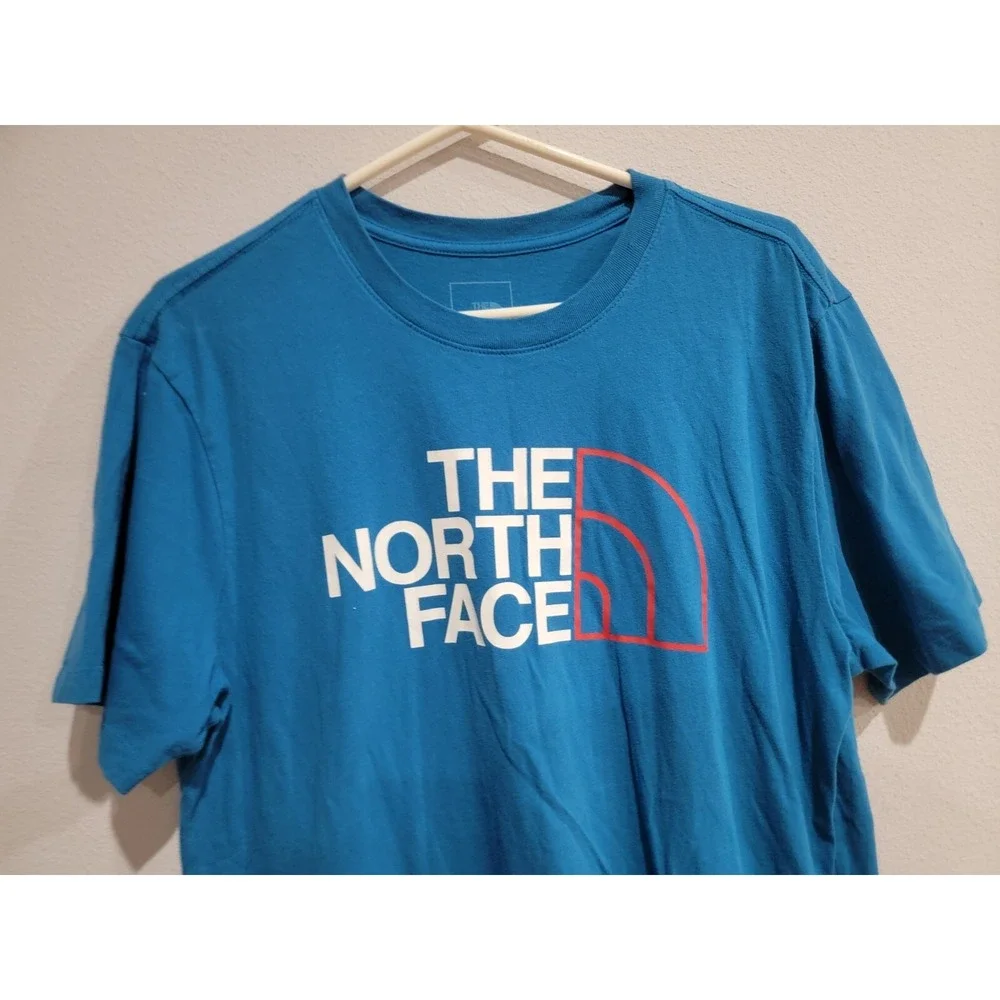The North Face Short Sleeve Half Dome Blue T-Shirt Man's  Sz. L‎